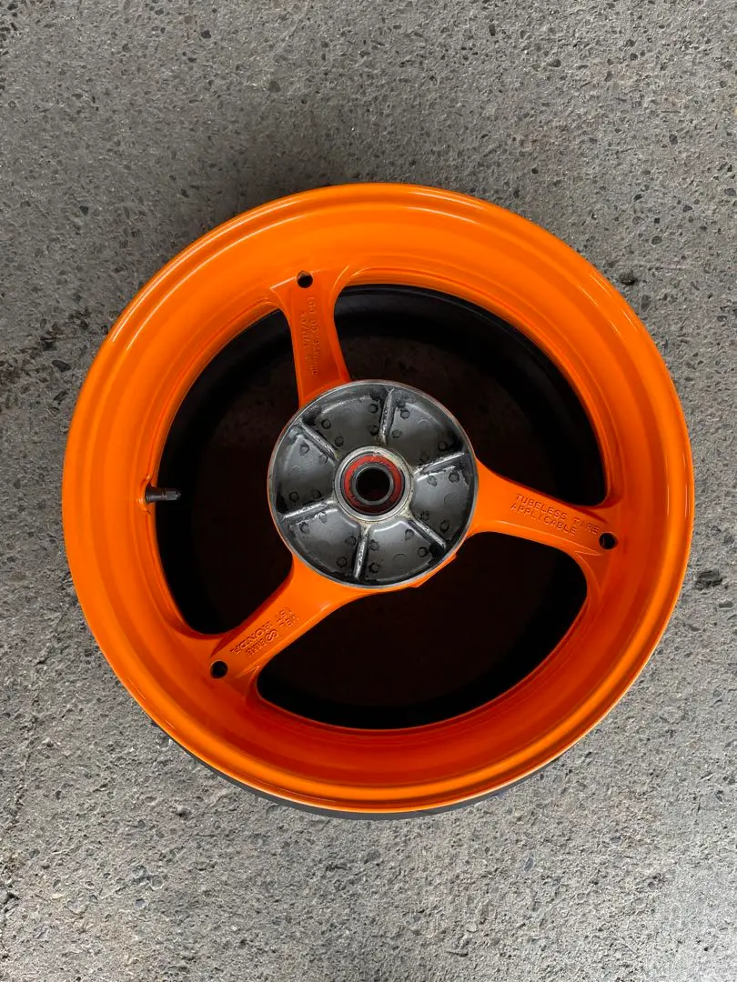 CBR1000RR　SC57　マルケジーニ　ホイール 黒 多スポークデザイン ホンダ CBR1000RR MARCHESINI(マルケジーニ) ホイール関連を探す