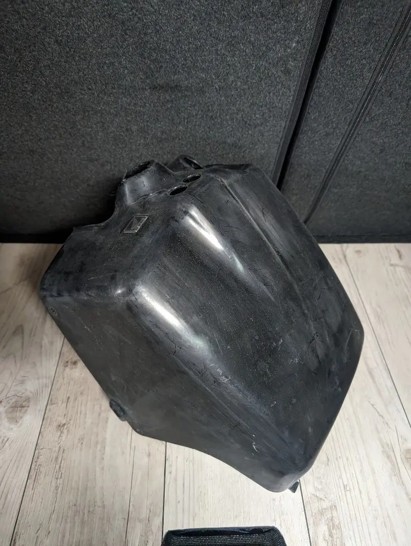 ズーマー フロント カバー ボックス カウル 破れや爪の破損なし