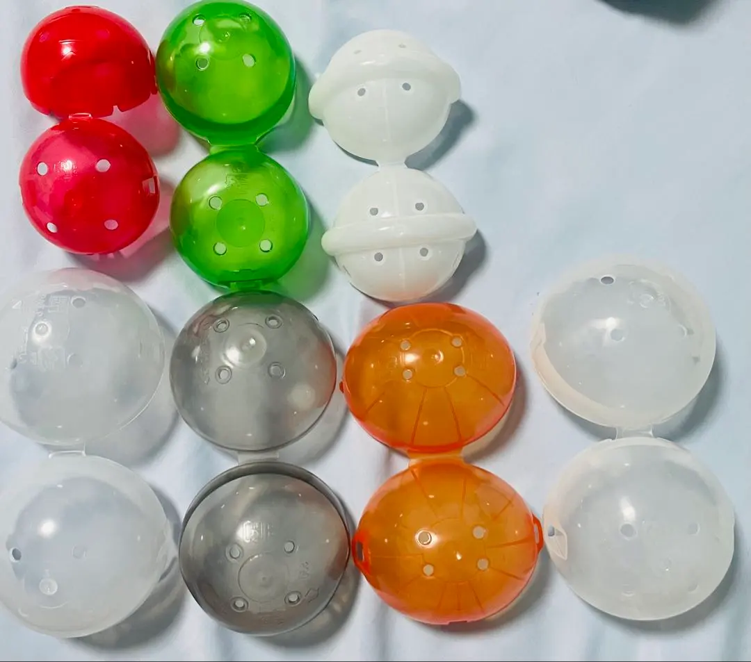Thumbnail of Gachapon / Capsule toy, size random, non-separated