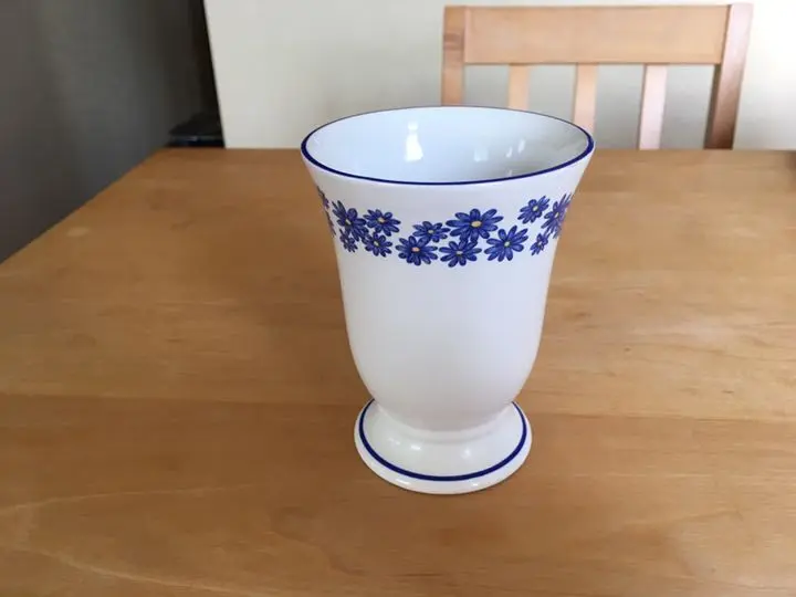ローラアシュレイ LauraAshrey 取っ手付き フラワーベース 花瓶 美品 フラワーベース（インテリアアクセサリー） | LAURA ASHLEY HOME