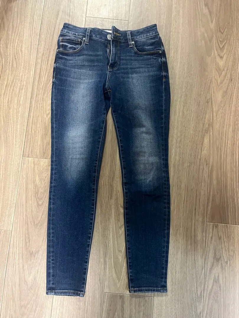 【最終降價】AZUL by MOUSSY 緊身牛仔褲 S 藏青色 的縮圖