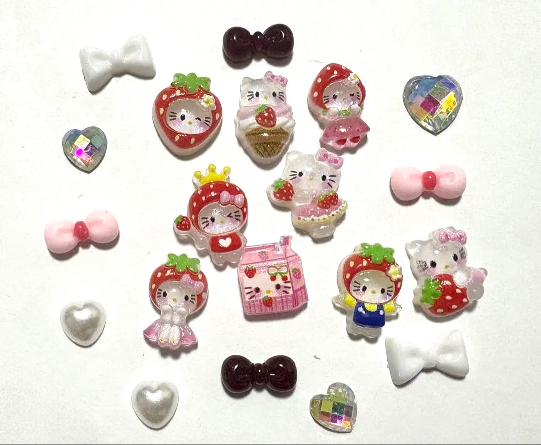 Thumbnail of Set of 20 nail art parts ♡ Strawberries