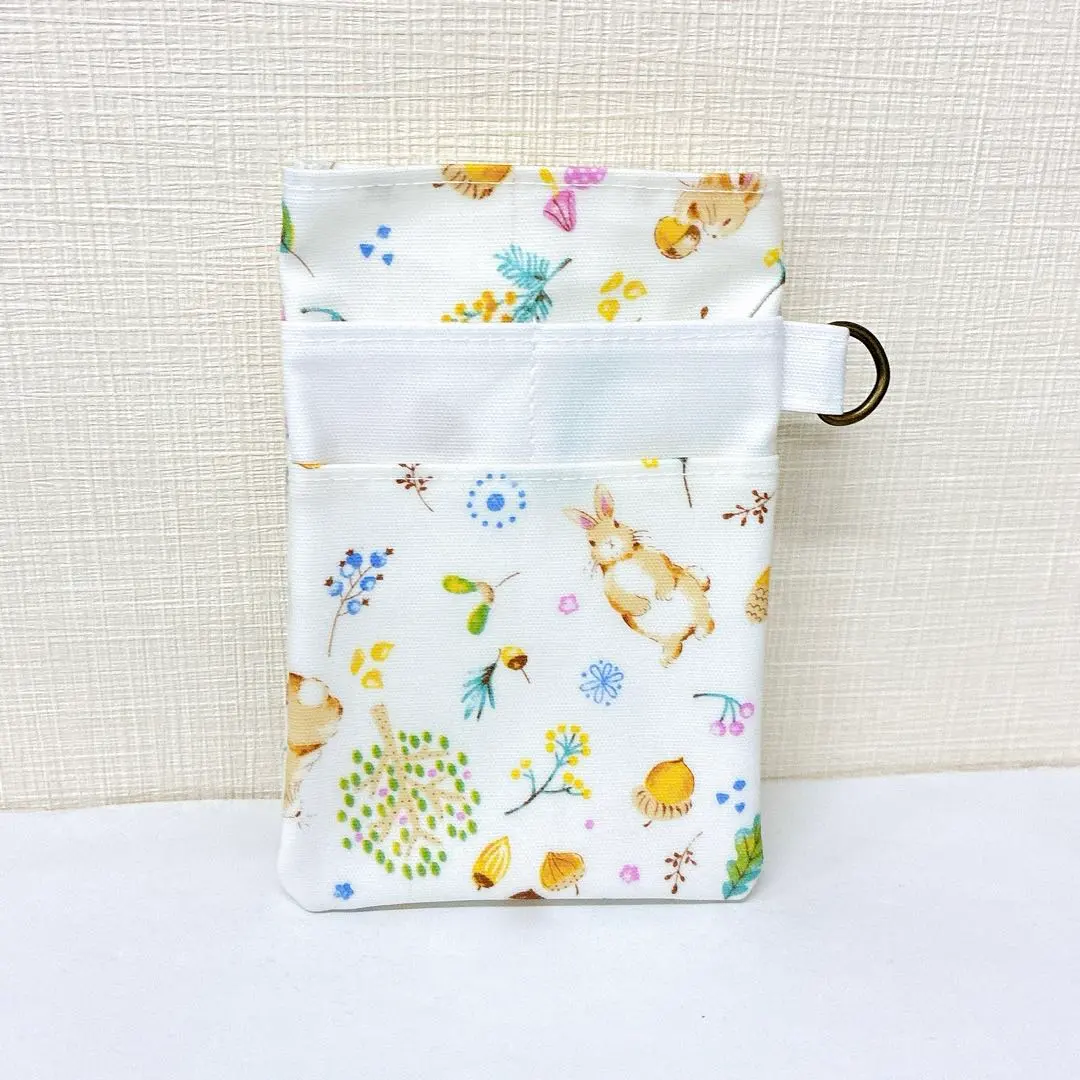 【人氣】層壓布料☆護士口袋☆收納包⭐︎兔子♪白色 的縮圖