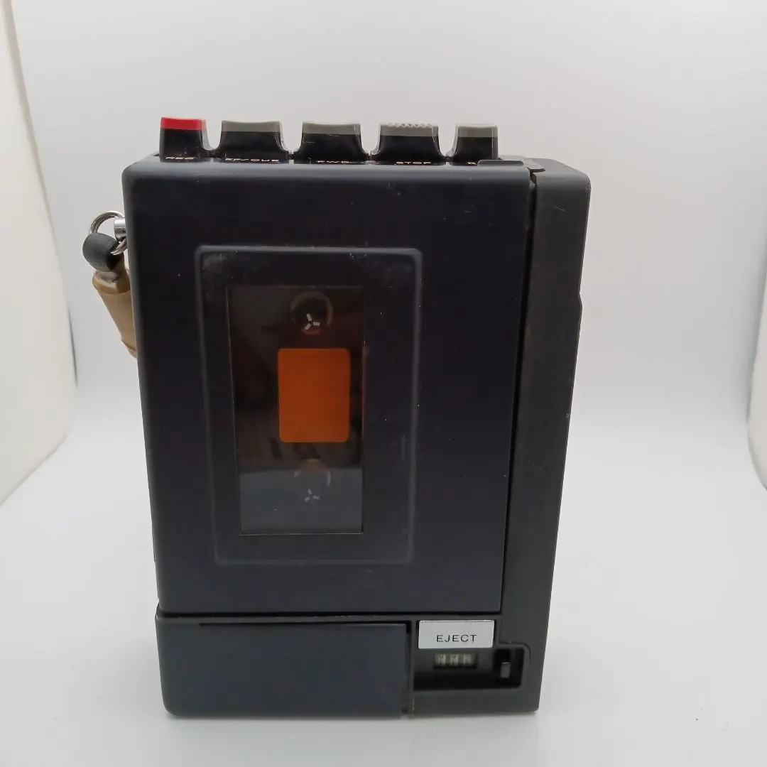 SONY TCM-57 カセットプレーヤー SONY TCM-57 portable cassette recorder with case Junk for