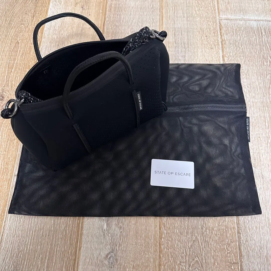 美品⭐️ステートオブエスケープ　プリクエル　スモール/ネイビー 送料無料 】おしゃれ State of Escape ステイトオブエスケープ