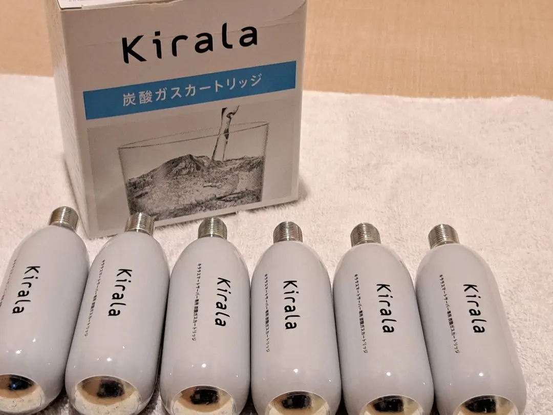 新品kiraLa 炭酸ガスカードリッジ8箱と2本セット販売 新品kiraLa 炭酸ガスカードリッジ8箱と2本セット販売