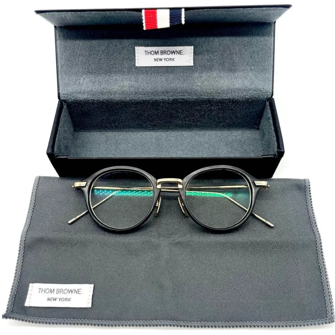 ⭐️正規品Thom BrowneトムブラウTB-011A-49サングラス中古 ♪ Thom Browne(トム・ブラウン) サングラスTB-011A-49 TB-011A-49