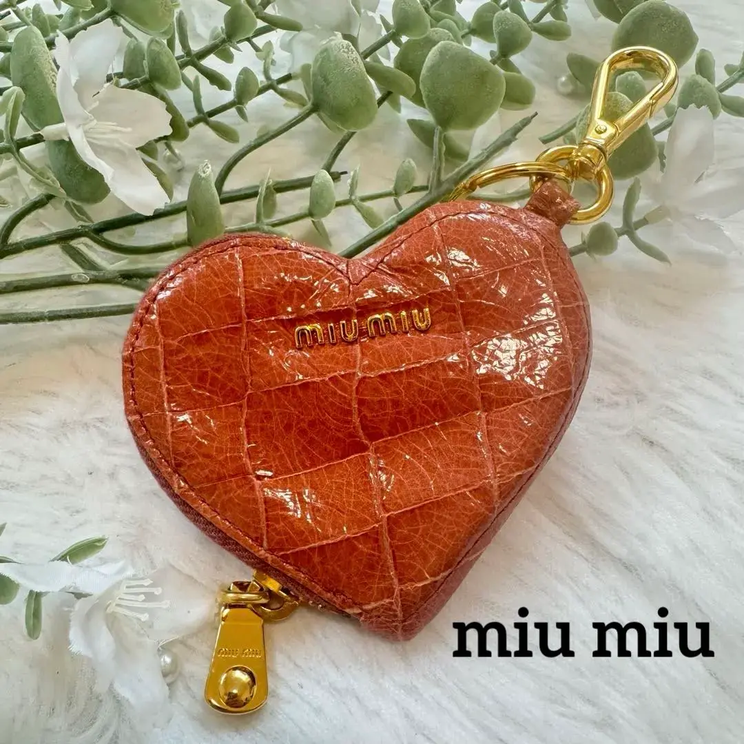 miumiuラブレターポーチ　miumiuparfums ゴールドハートボタン 2025年最新】ミュウミュウ ハート ポーチの人気アイテム - メルカリ