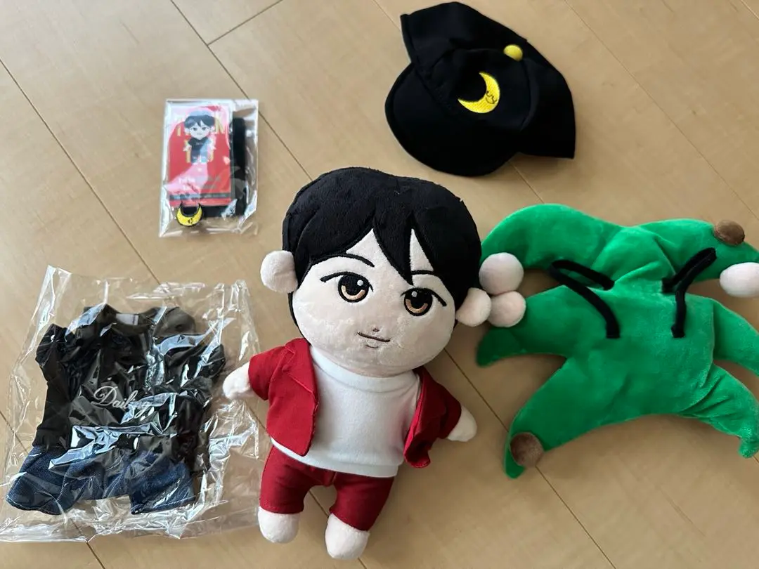 ウニョク ぬいぐるみ　EXPIORER ソウルコングッズ SUPERJUNIOR ウニョク ぬいぐるみ15cm うさぎ服セット - メルカリ
