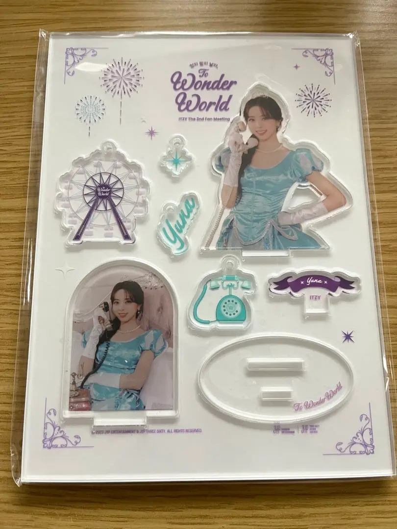 itzy 韓国 ペンミ アクリルスタンド リア 春のコレクション Amazon.co.jp: itzy リア アクリルスタンド