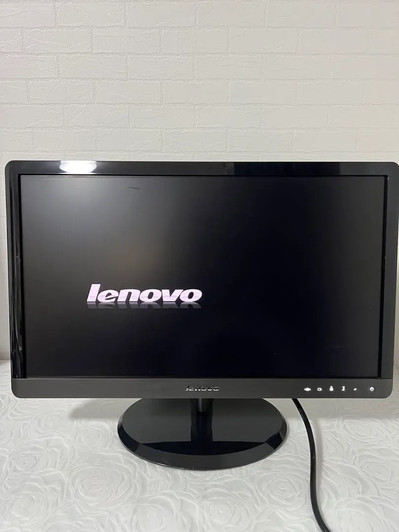 Lenovo 21.5インチ ワイド液晶L2262WAフルHD 3台セット Lenovo 【送料無料 実物画像あり】Lenovo 21.5インチ ワイド液晶