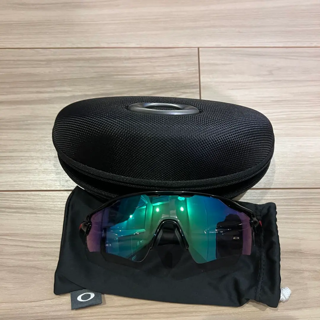 Oakley 偏光鏡片雪鏡 黑色/多色 的縮圖