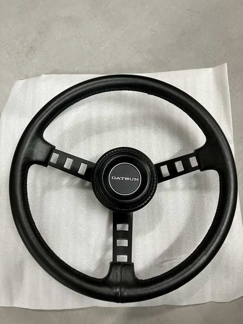 DATSUN COMUSA ステアリング 当時物 DATSUN COMUSA ステアリング 当時物