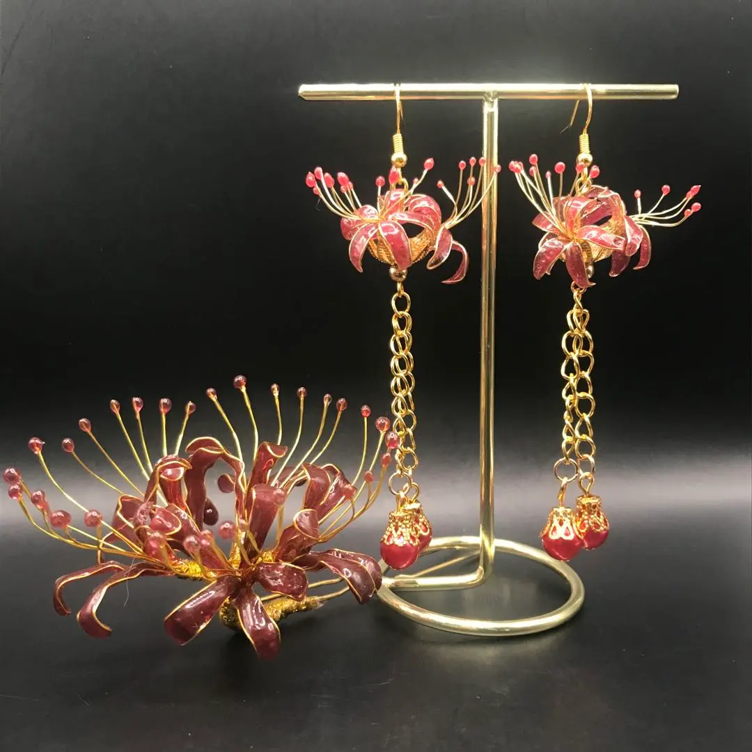 紅色彼岸花髮飾耳環套裝 的縮圖