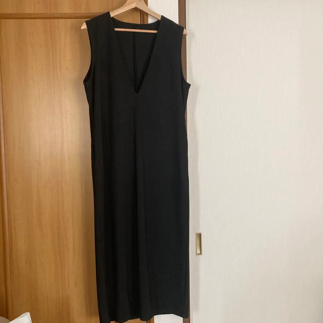 Thumbnail of V-neck long dress, black