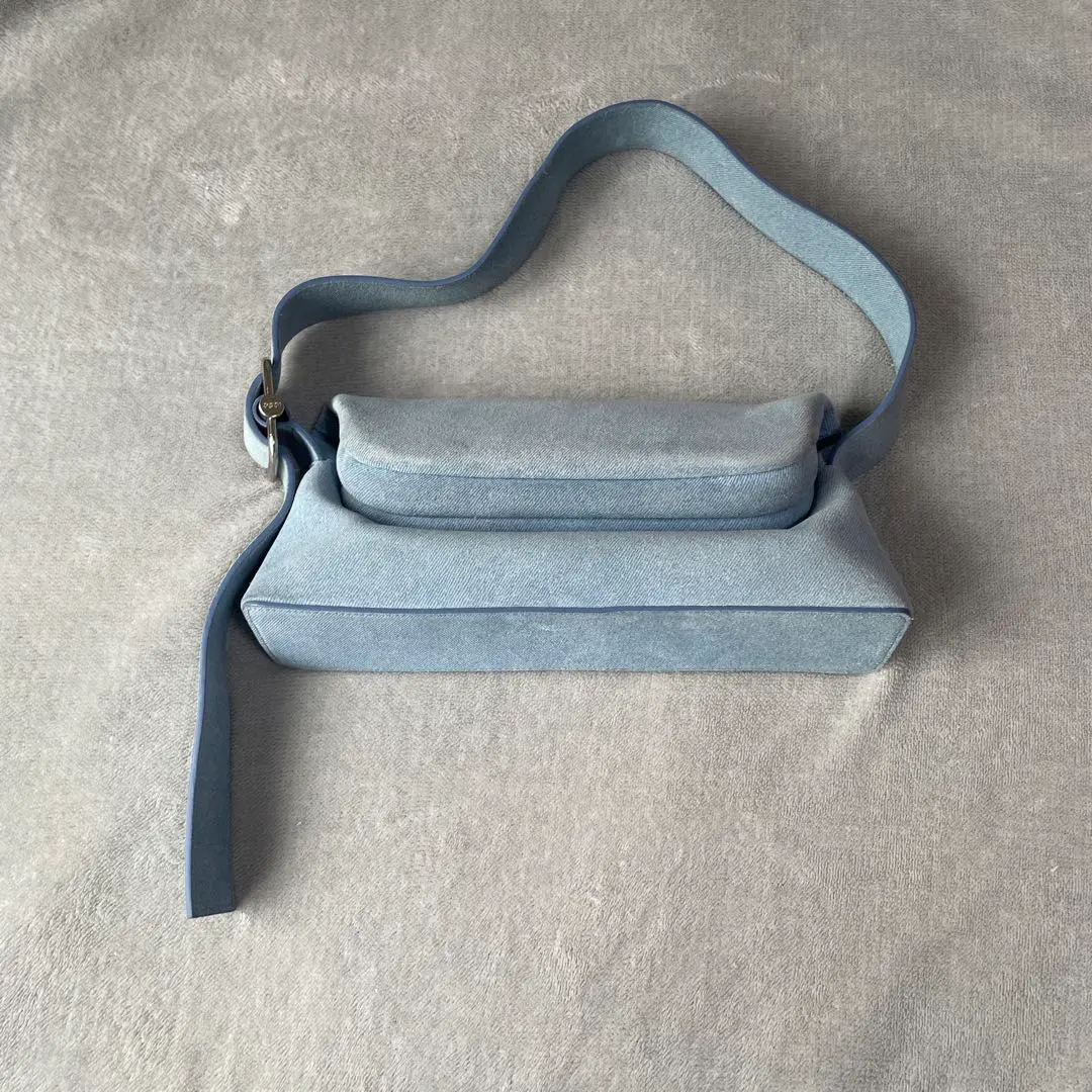 【入手困難❗️】正規品　osoi boat ワンショルダーバッグ　レザー　ブラック 入手困難❗️】正規品 osoi boat ワンショルダーバッグ レザー