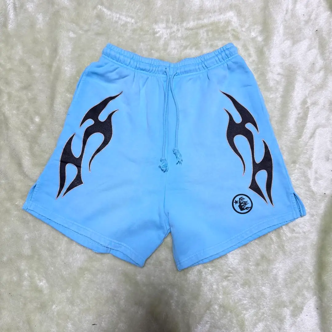 Hellstar Studios Skull Shorts パンツ ハーフパンツ Hellstar Studios Skull Shorts パンツ ハーフパンツ - メルカリ