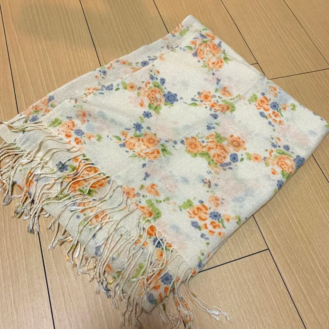 Thumbnail of Stole Shawl Floral Spring