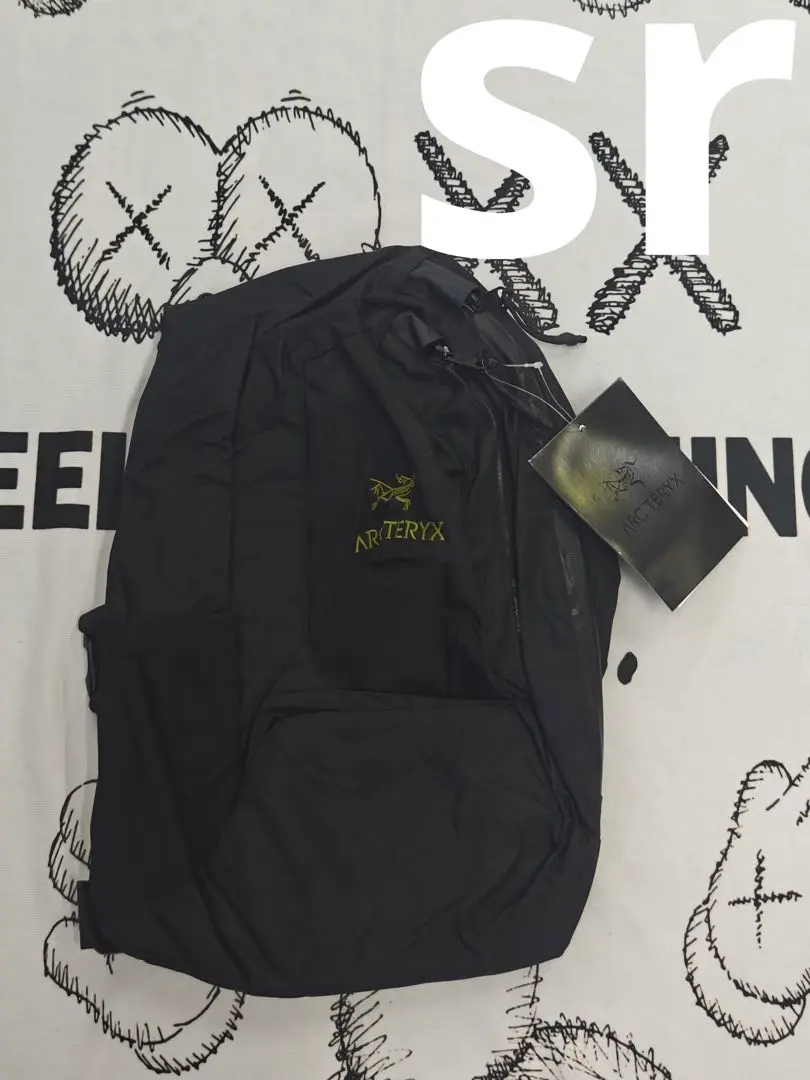 2025年最新】quiver crossbody packの人気アイテム - メルカリ