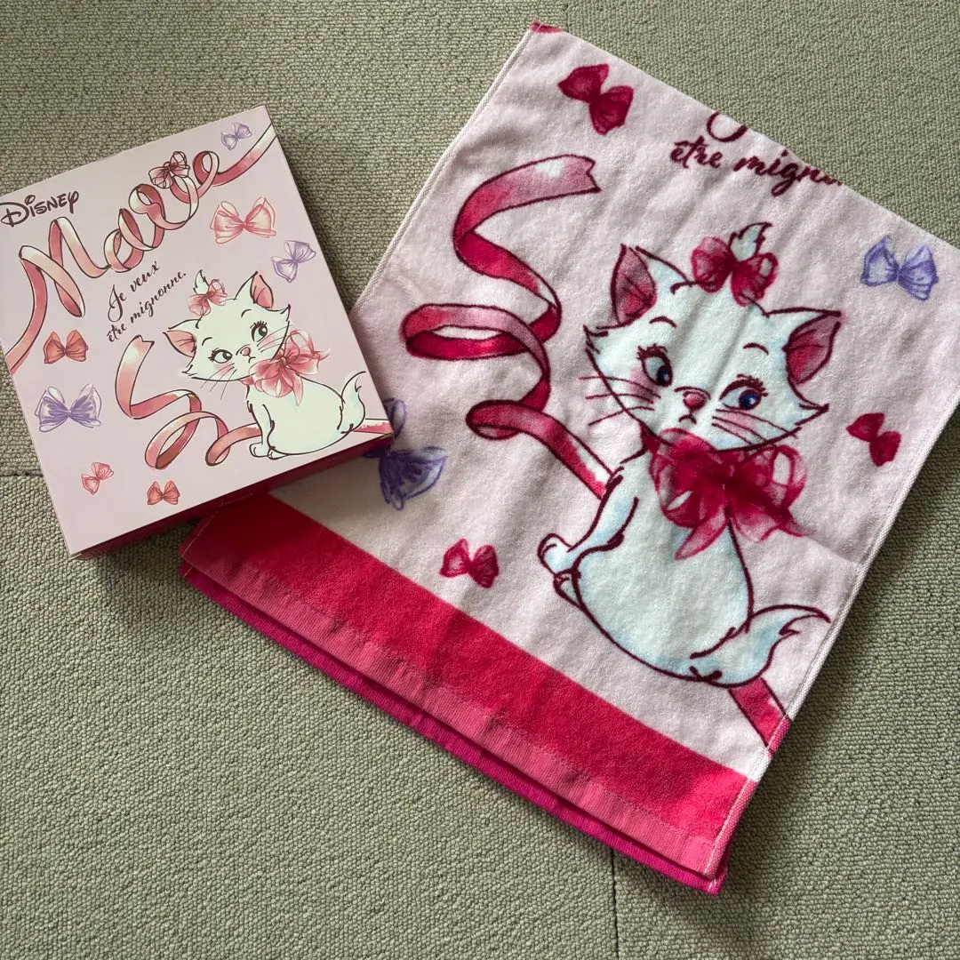 Thumbnail of 【Brand New】Unused, Ships Same Day Anonymously Disney Marie Towel Approx. 34cm x 80cm