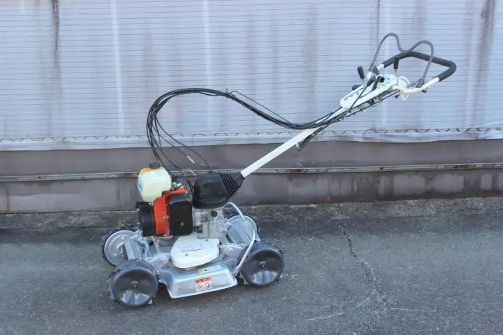 送料込み❗スパイダーモアーSP850A スパイクタイヤ4個セット、農機具、草刈機 中古 スパイダー モア 畦草刈機 ジャンク品 – 農キング