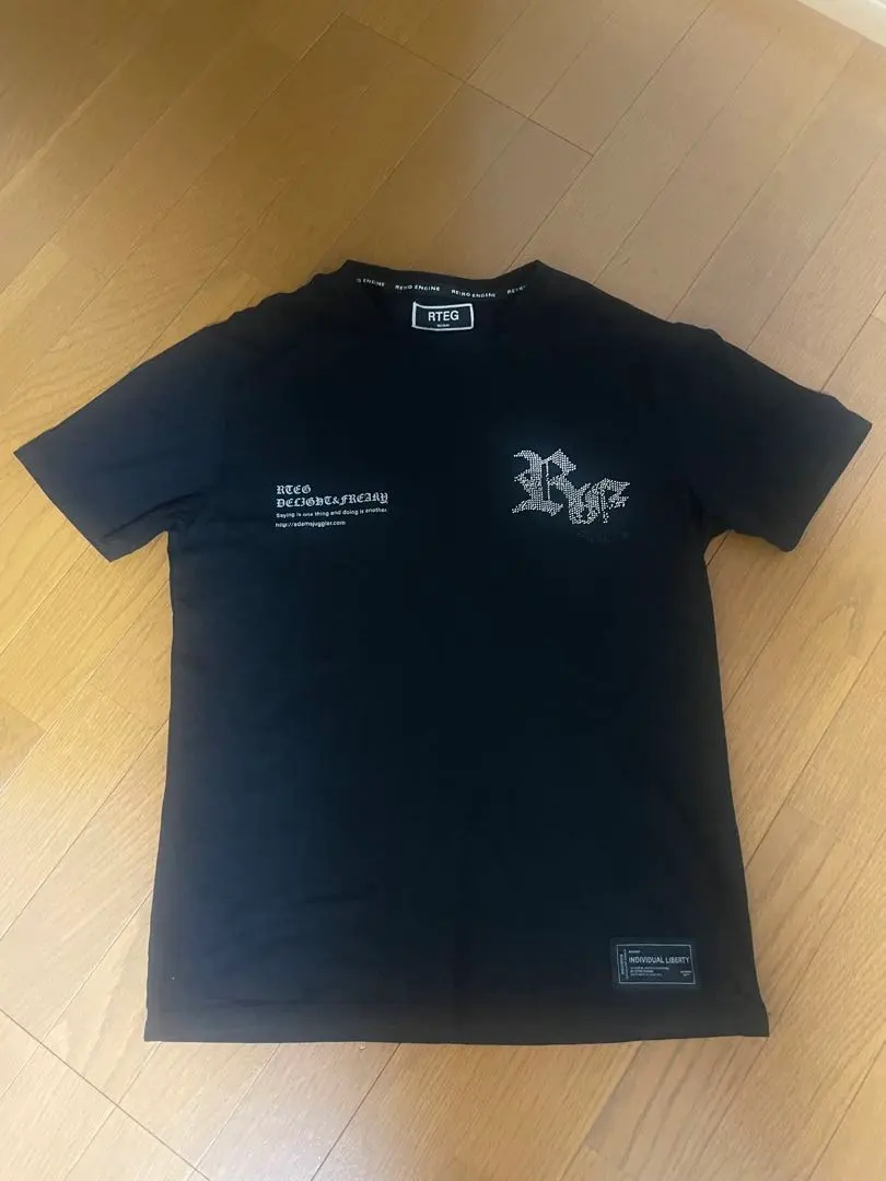 Thumbnail of No restock ❤︎ Brand new ❤︎ Sold out! AdamsJUGGLER Light Stone Glitter T-shirt