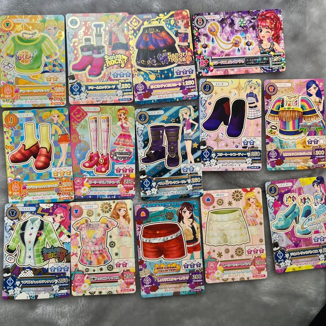 Thumbnail of 14 Aikatsu cards