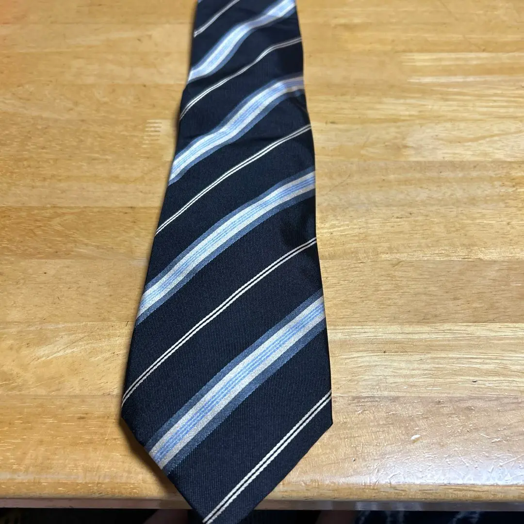 リベラーノリベラーノ、ストライプタイ、未使用 2025年最新】Liverano & Liverano 柄・デザイン：ストライプ