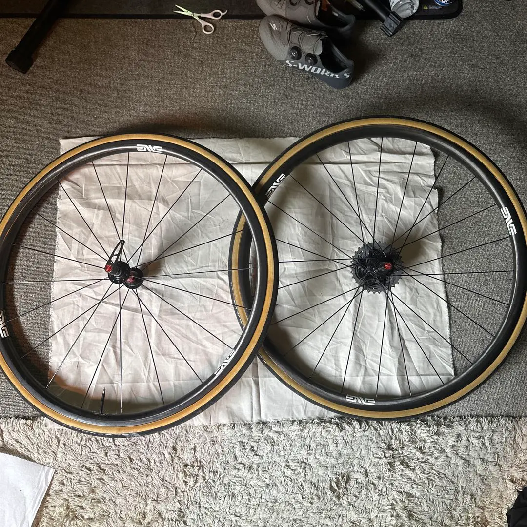 enve ses23 ホイールセット リムブレーキ カンパフリー（SESと