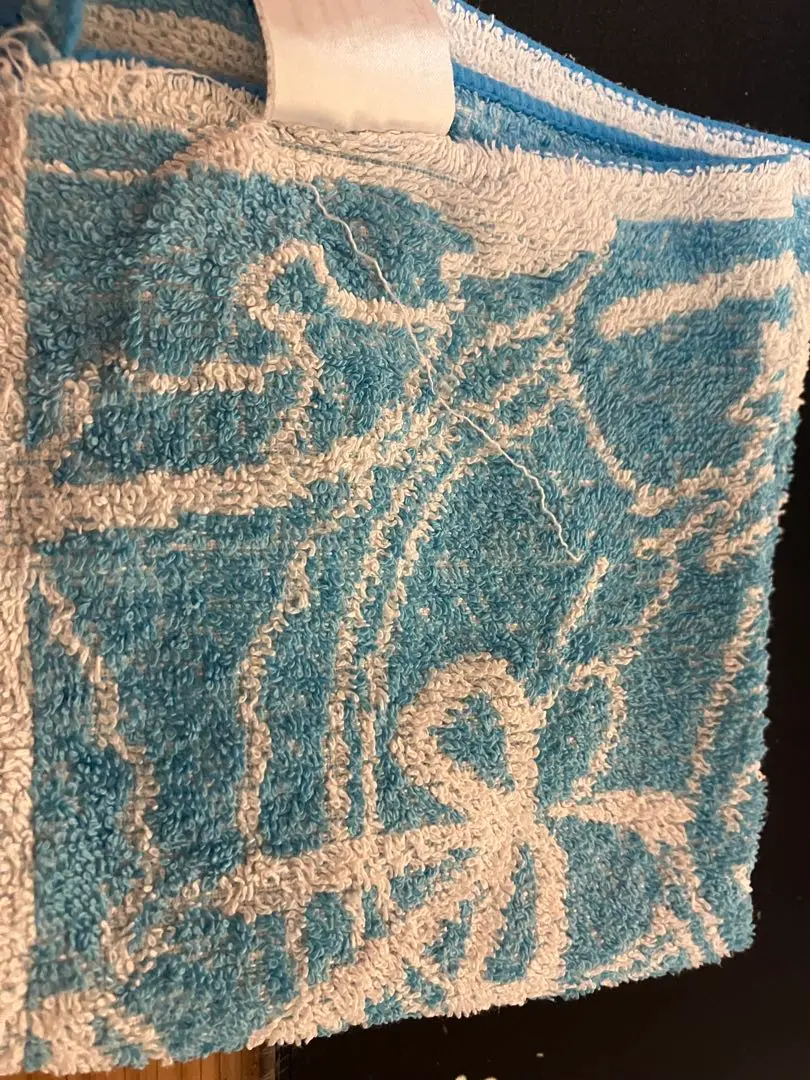 Thumbnail of Blue ribbon patterned towel blanket