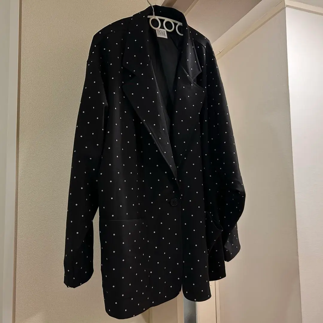【一度のみ使用】Tostalgic Clothing アウター ブラック 一度のみ使用】Tostalgic Clothing アウター ブラック