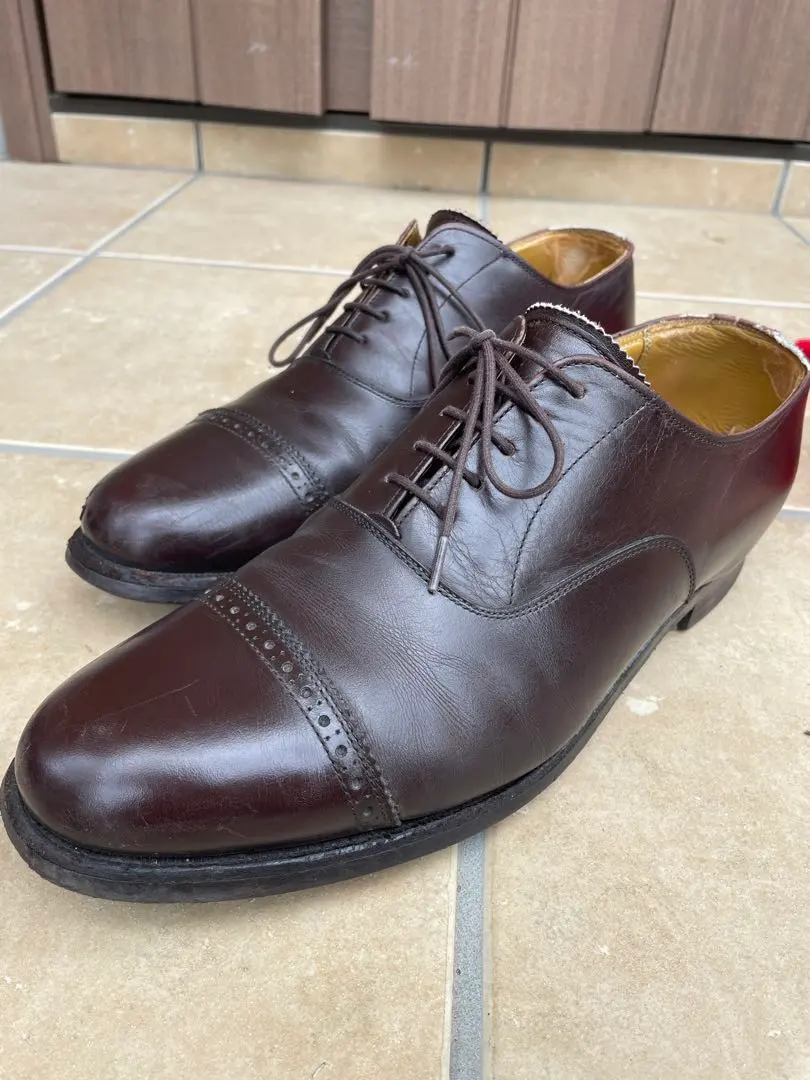 Thumbnail of REGAL business shoes, dark brown, cap toe dress shoes