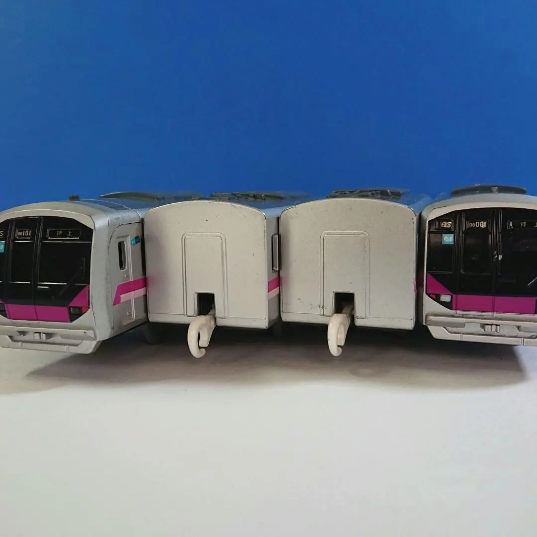 Plarail 東京地鐵 半藏門線 08系 附燈 的縮圖