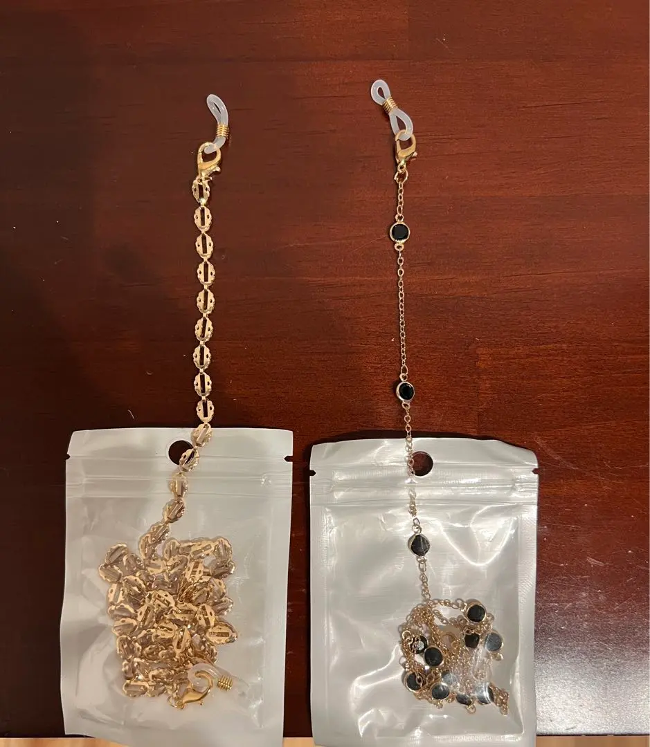 全新 金色與黑色 眼鏡鏈 的縮圖