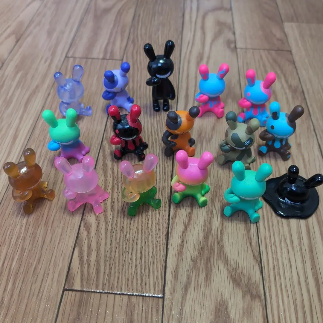 Y*o様 BLACK RABBiT お座り 錆　ソフビ 予約受付終了】BLACK RABBiT BIG SOFVI COLOR：ブラック《予約