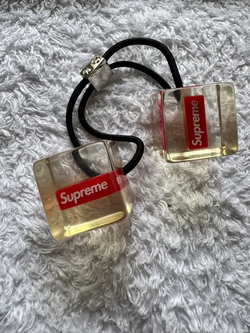 2025年最新】SUPREME ヘアゴム・シュシュの人気アイテム - メルカリ