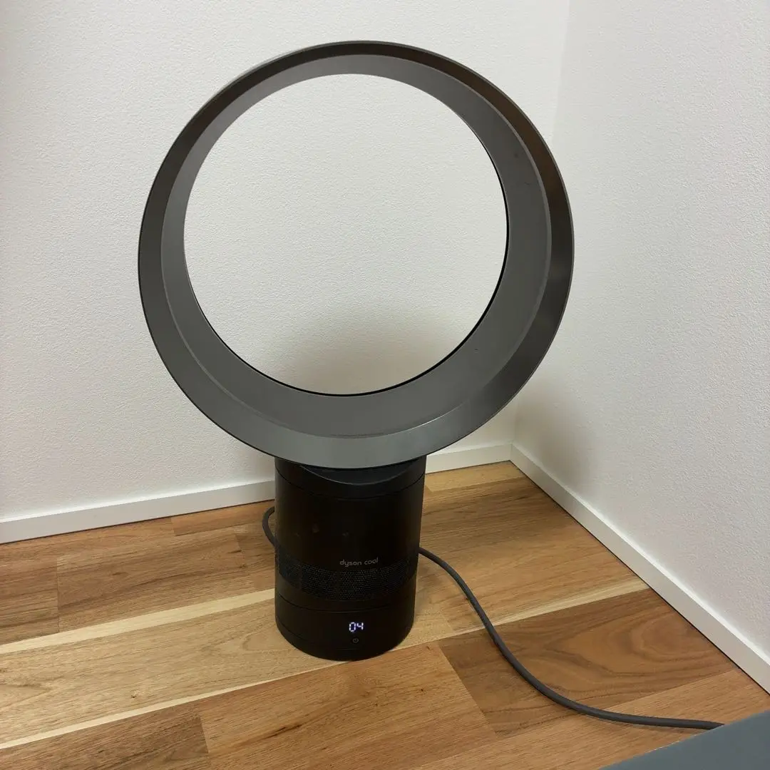 2025年最新】Dyson 卓上扇風機の人気アイテム - メルカリ