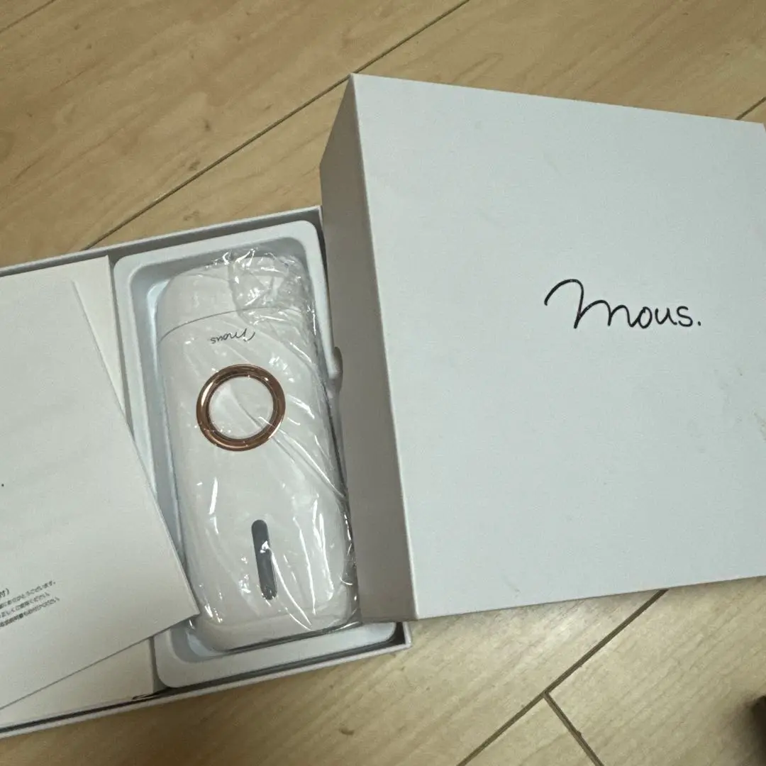 ラボマー光脱毛器 新品未使用 早物勝ち！元価格3,8万円LAVOMER（ラボマー）脱毛器