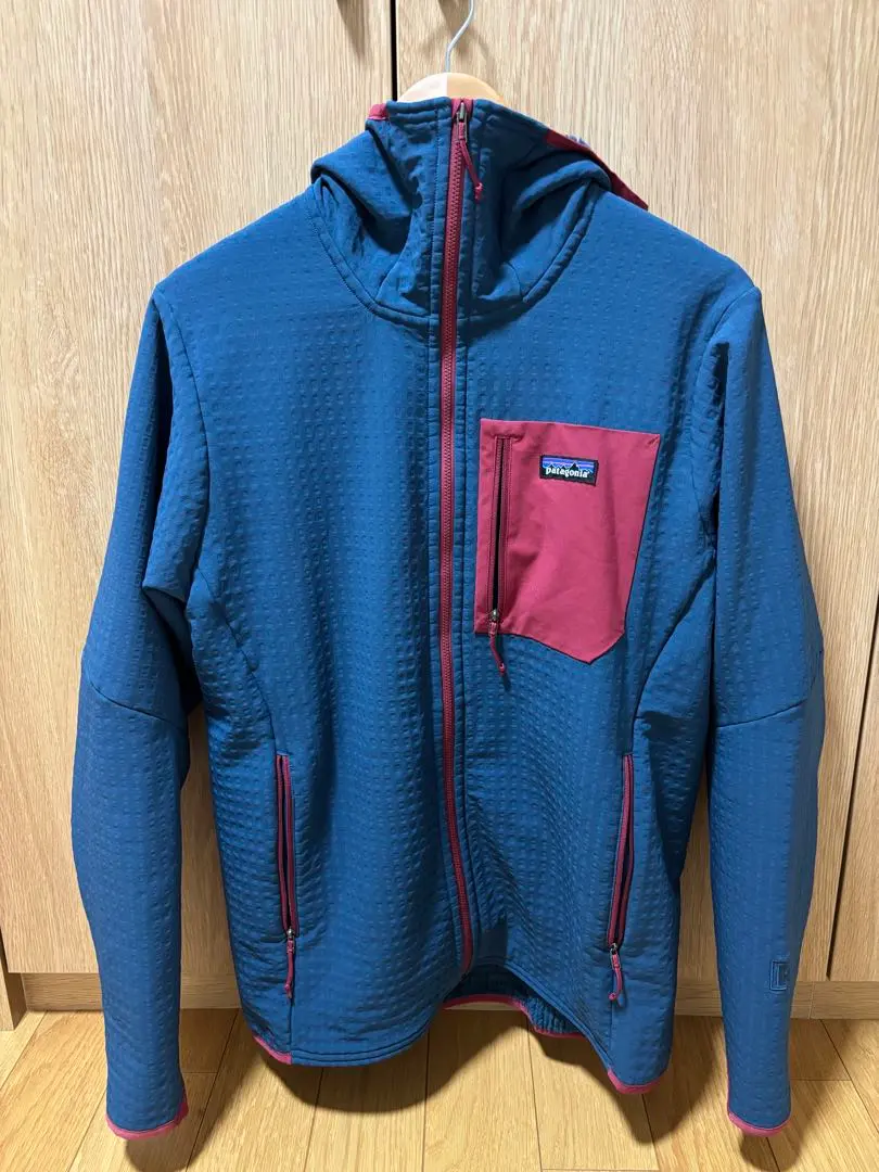 Thumbnail of Patagonia R2 TechFace Hoody