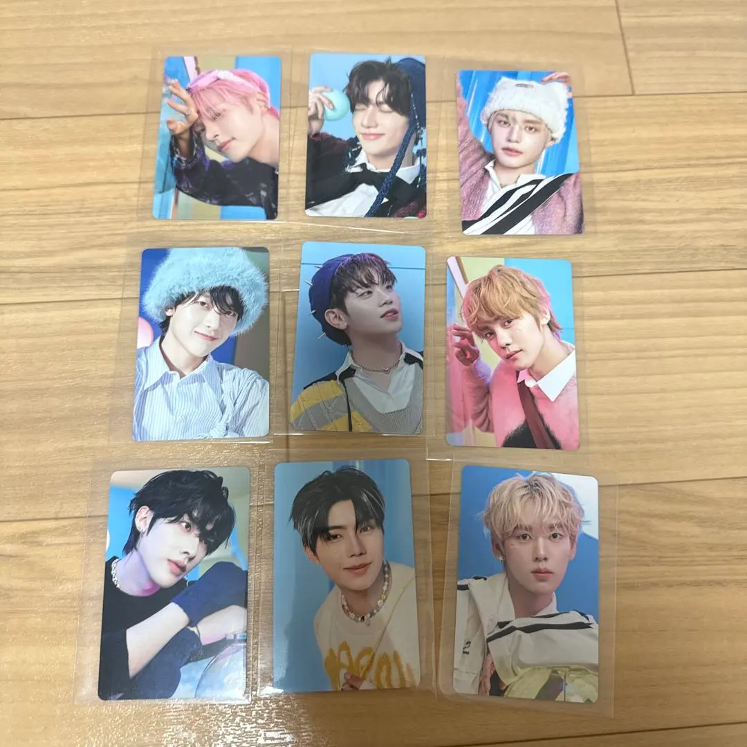 Thumbnail of ZEROBASEONE trading card present