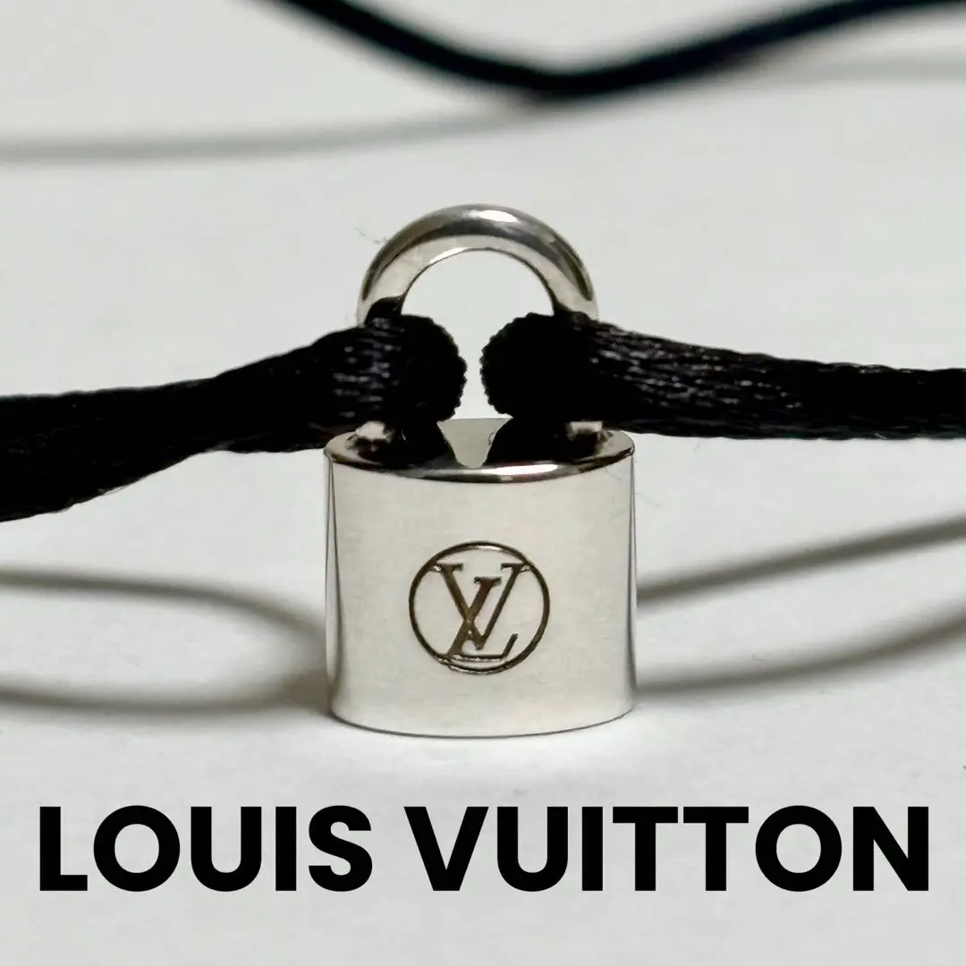 ルイヴィトンユニセフブレスレット　テテ着用 テテ着用 LOUIS VUITTON ロックイット フルオ LV ユニセフ