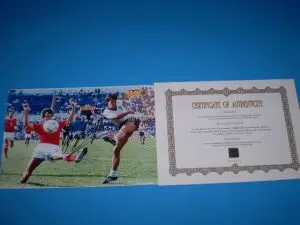 レジェンド　ガリー・リネカー　トッテナム　証明書付き　　直筆サイン入りフォト 2025年最新】リネカー サインの人気アイテム - メルカリ