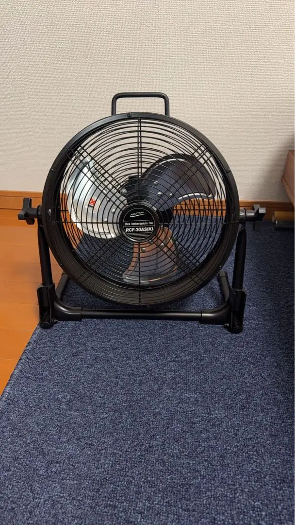 販売終了】工場扇 30cm 充電式 最大40時間駆動 AC DC 両対応