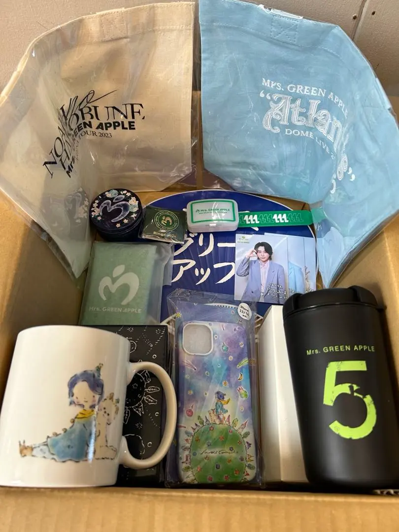 Mrs. GREEN APPLE ノアの方舟 トートバッグ Mrs. GREEN APPLE ノアの方舟 SS席特典 グッズセット - メルカリ