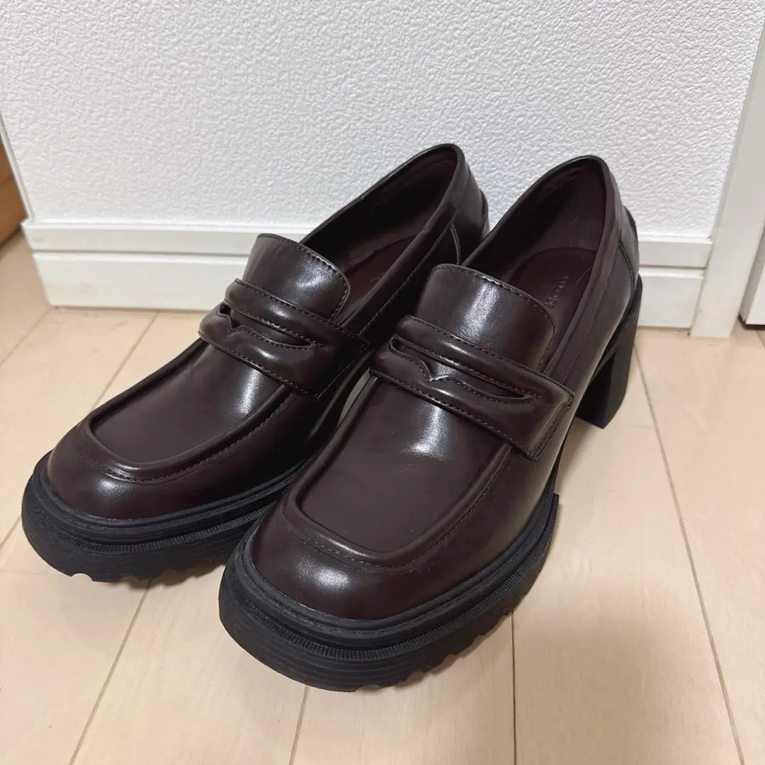 ココディール 新品 未使用 ヒール ローファー ベージュ - メルカリ