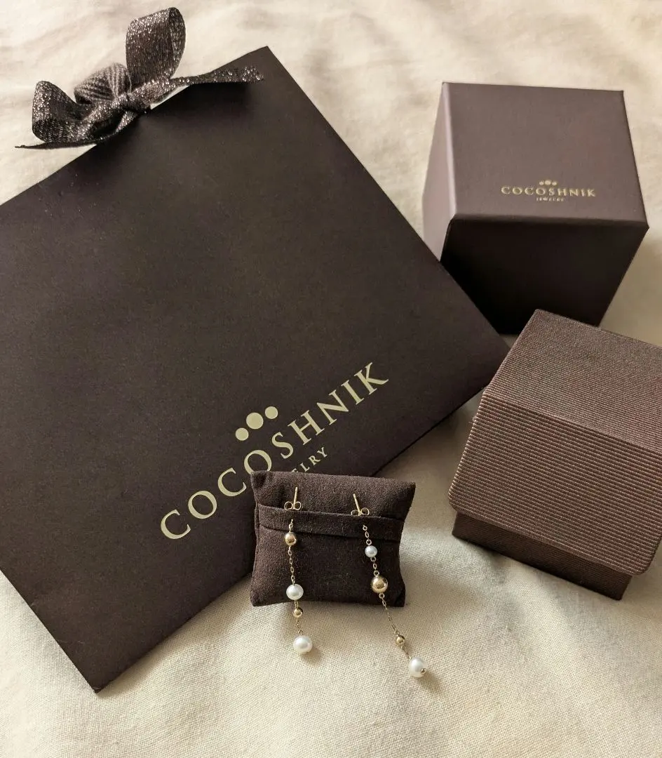 Thumbnail of COCOSHNIK K10 Pearl Earrings