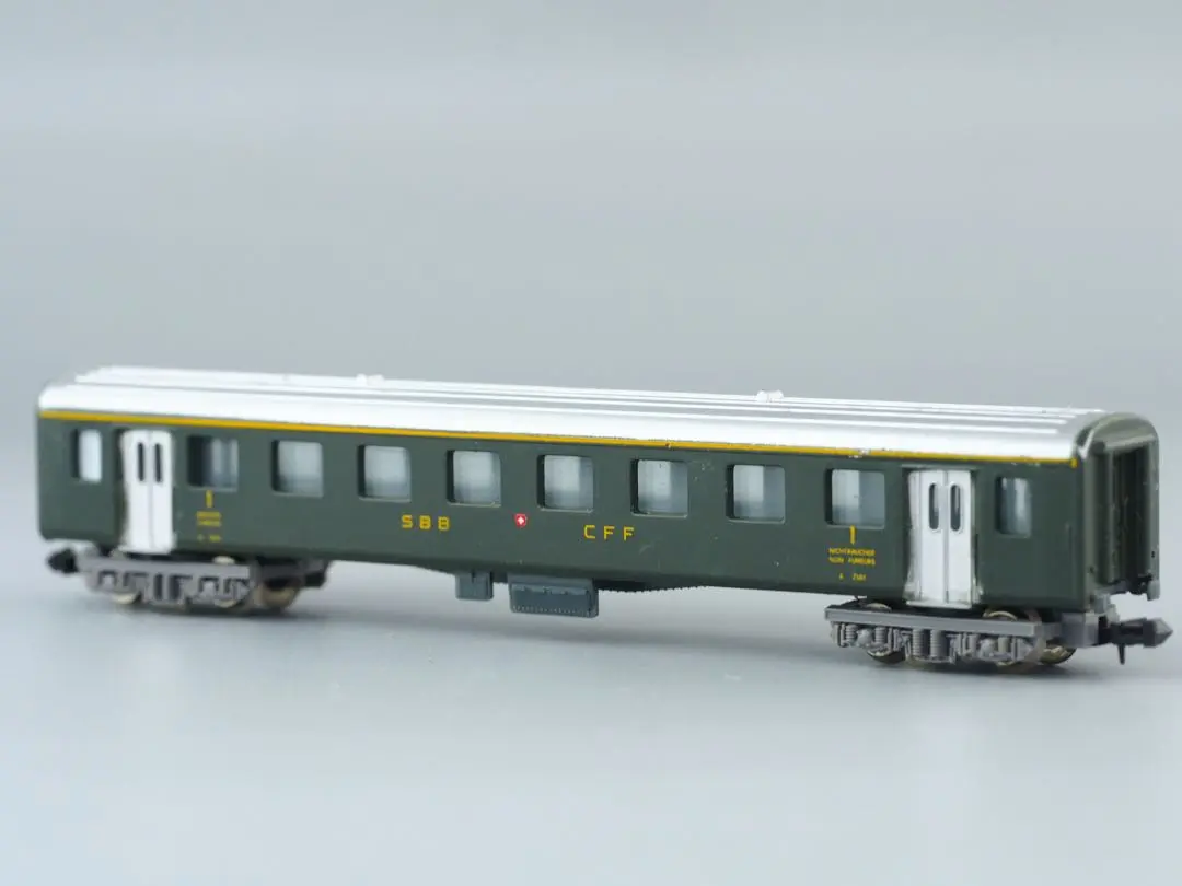 ROCO スイス連邦鉄道SBB Be 4/6 電気機関車 23273 Nゲージ 51CTNCu9hYL._AC_SY200_QL15_.jpg