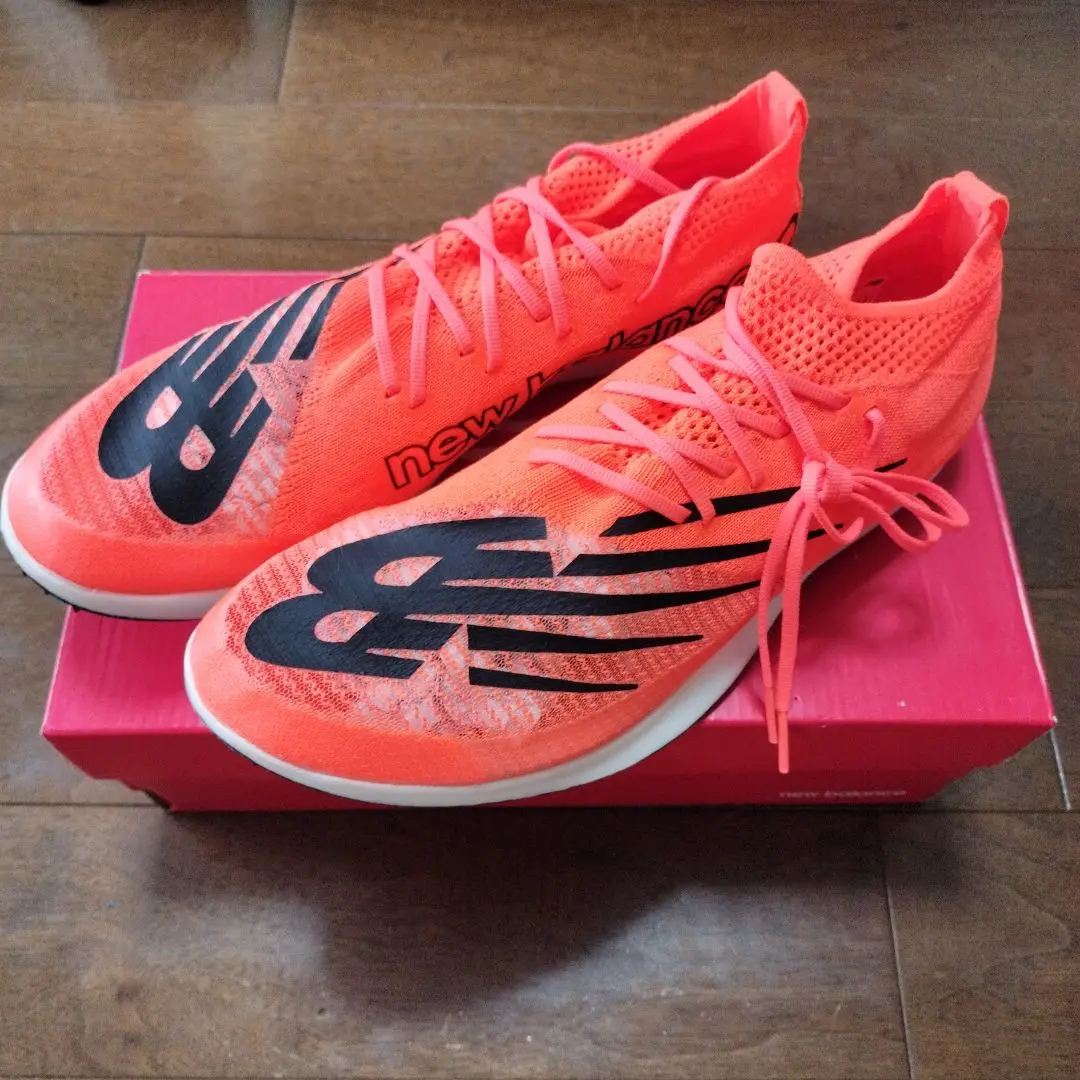 スパイク・シューズ NewBalance FuelCellSuperComp MD-X v325.5 New Balance / Fuelcell SuperComp MD-X v3 登場✨ ◎厚さ、重量