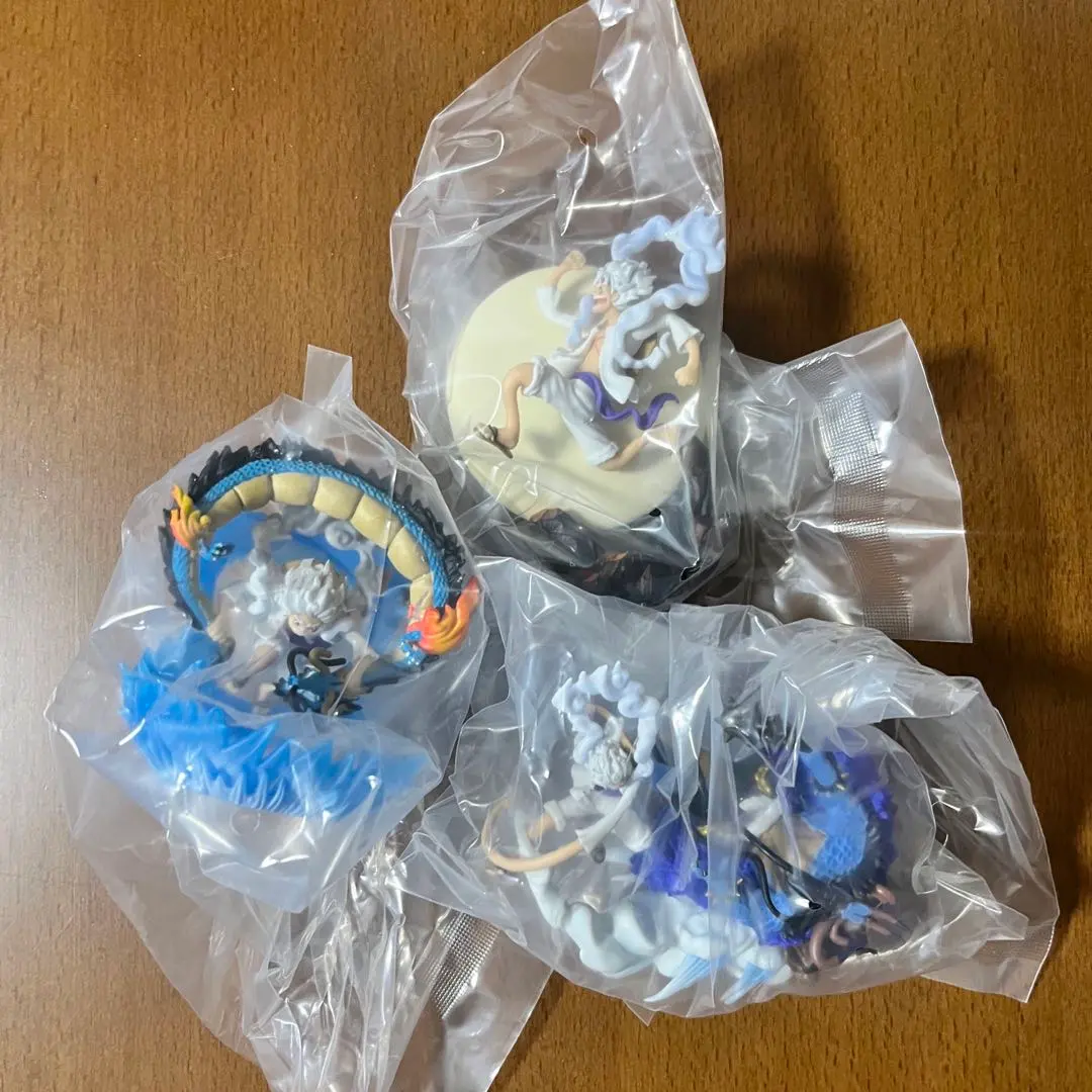 Thumbnail of One Piece Petitrama Nika Gear 5 Special 3-piece set Nika Figure