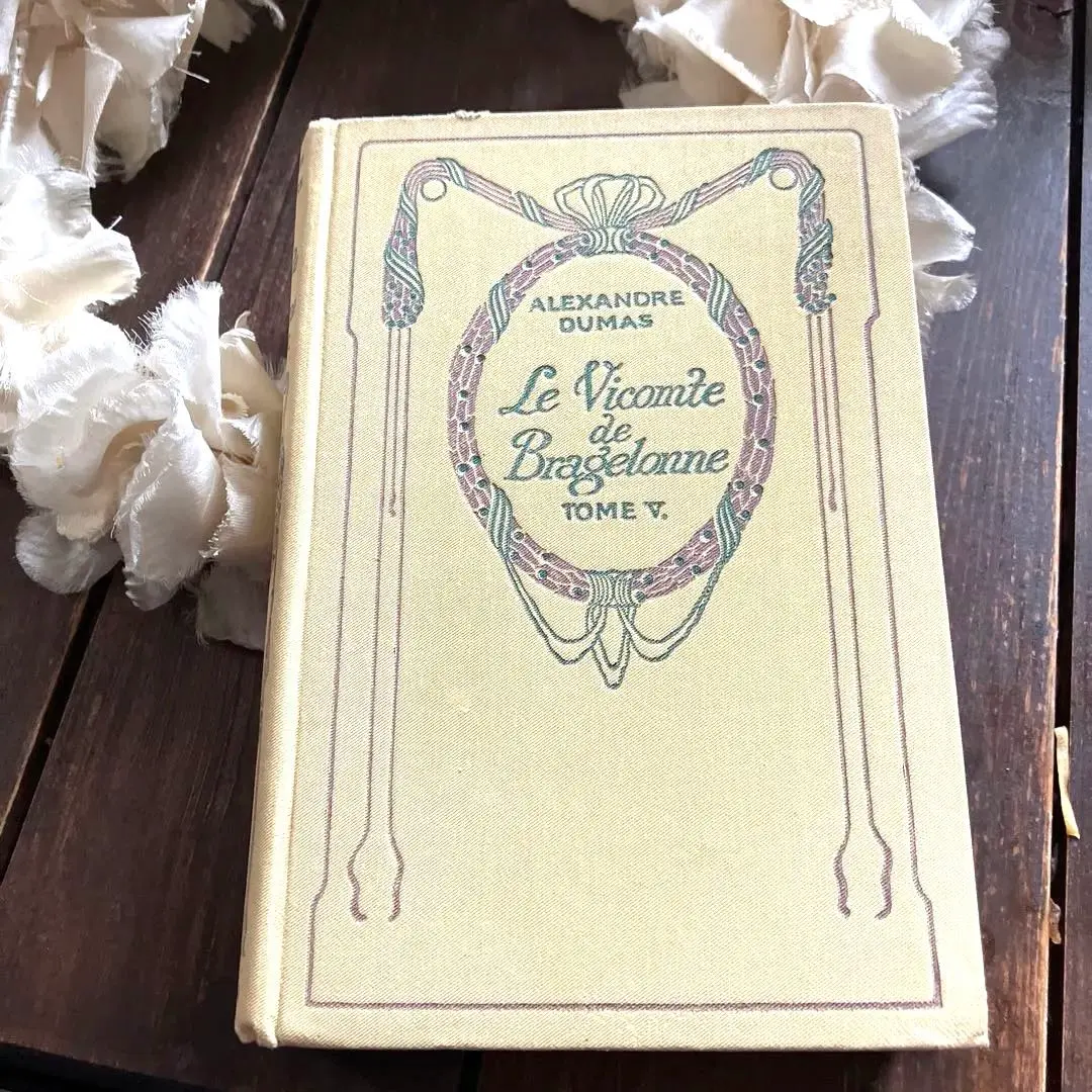 アンティーク古書【ネルソン】Nの本 3冊セット ネルソン本3冊set | 360° Brocante